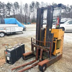 Nippon Upright Electric Forklift