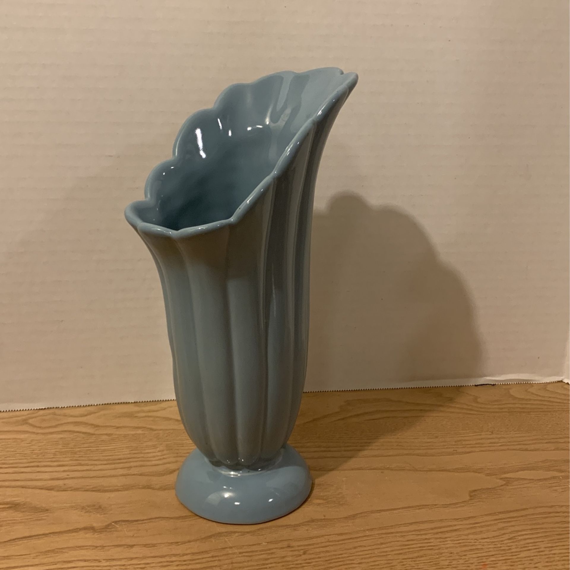 Vintage Abingdon Pottery Vase 11" Blue Scalloped Edge Pedestal A4