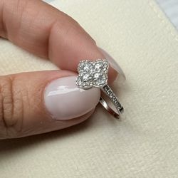 Woman Ring Size 7