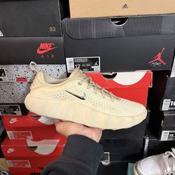 Nike Mind 002 Light Khaki size 9 VNDS