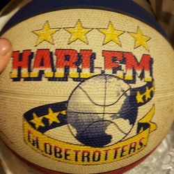 Globetrotters Autographed Limited Edition Ball