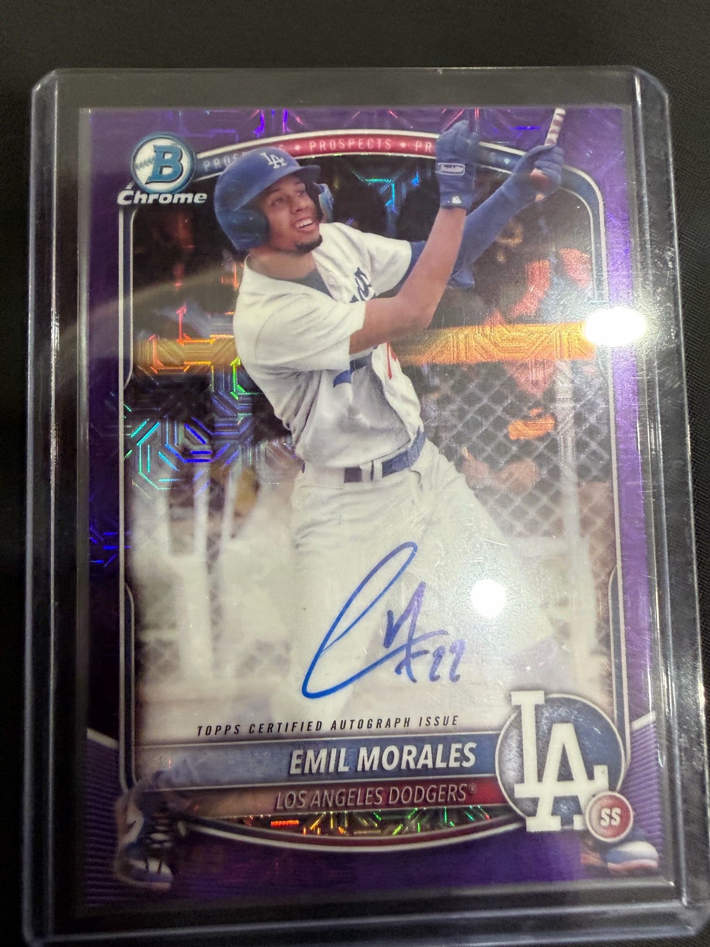 2025 Bowman Chrome Mega Box Mojo Autograph – Emil Morales Purple Mojo Refractor /199 (BMA-EM)