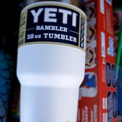 Yeti Rambler 30oz Tumbler White 