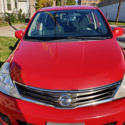 2012 NISSAN VERSA