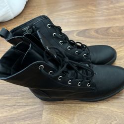 Black Boots