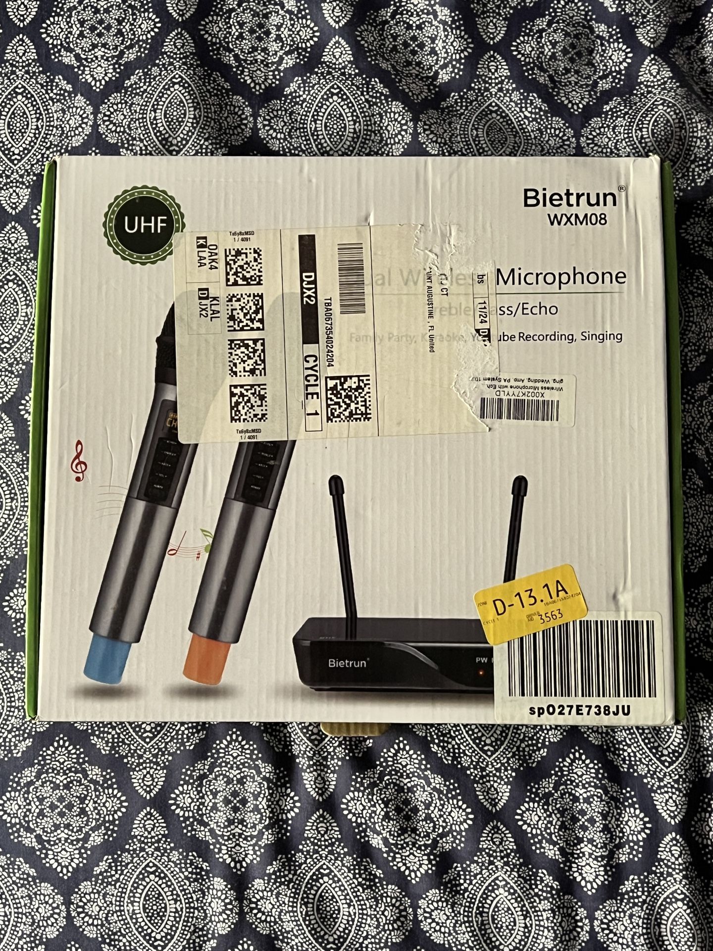 Dual Wireless Microphone