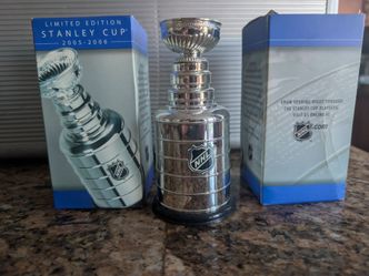 NHL Mini Stanley cup