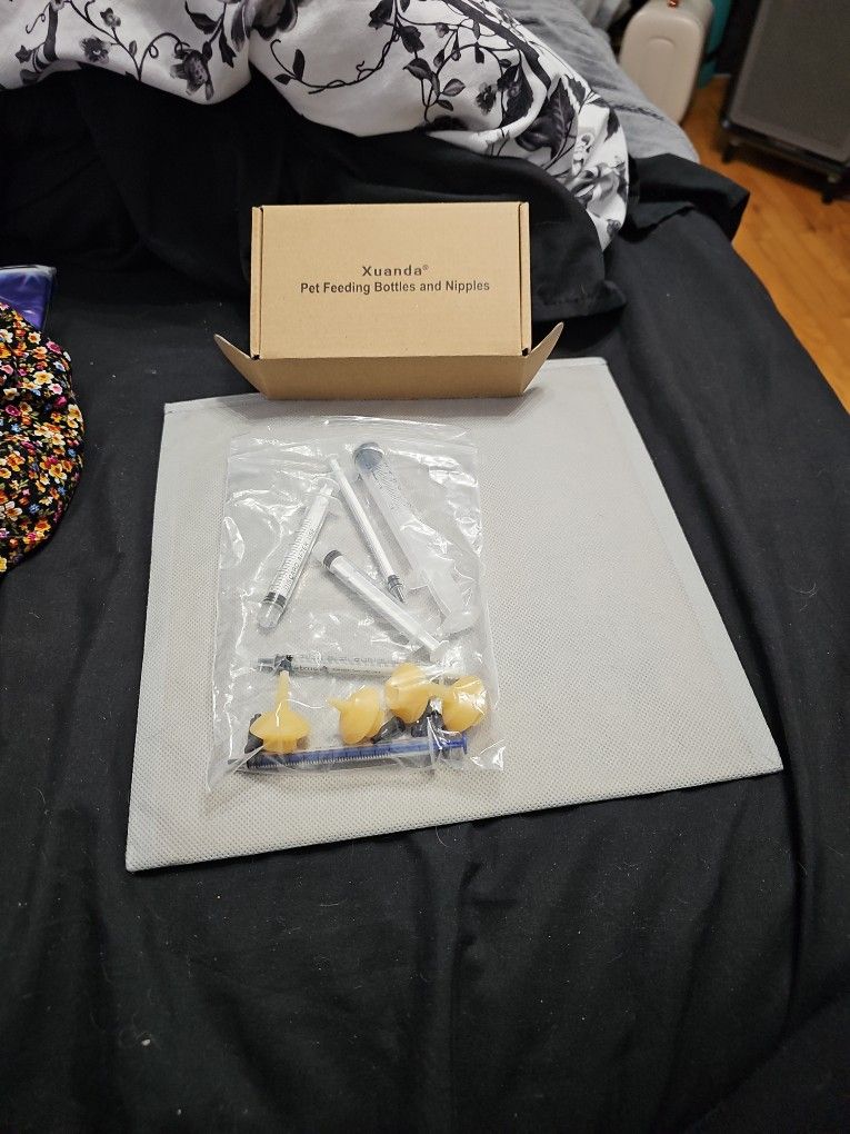 Pet Feeding Supplies 