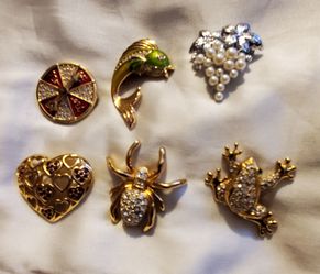 Swarovski Pretty Brooches