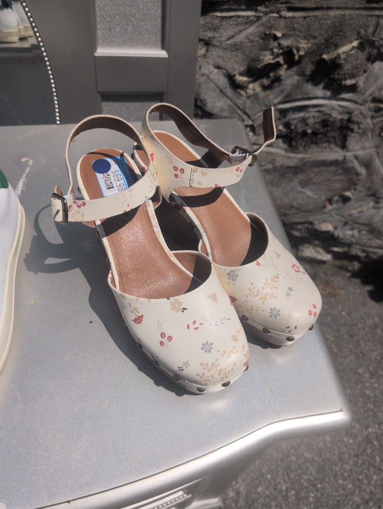 Lucky Brand Shoes Size 9