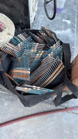 21° Plastic Collated Framing Nails – 3” Nails for Nail Gun (Full/Partial Box)