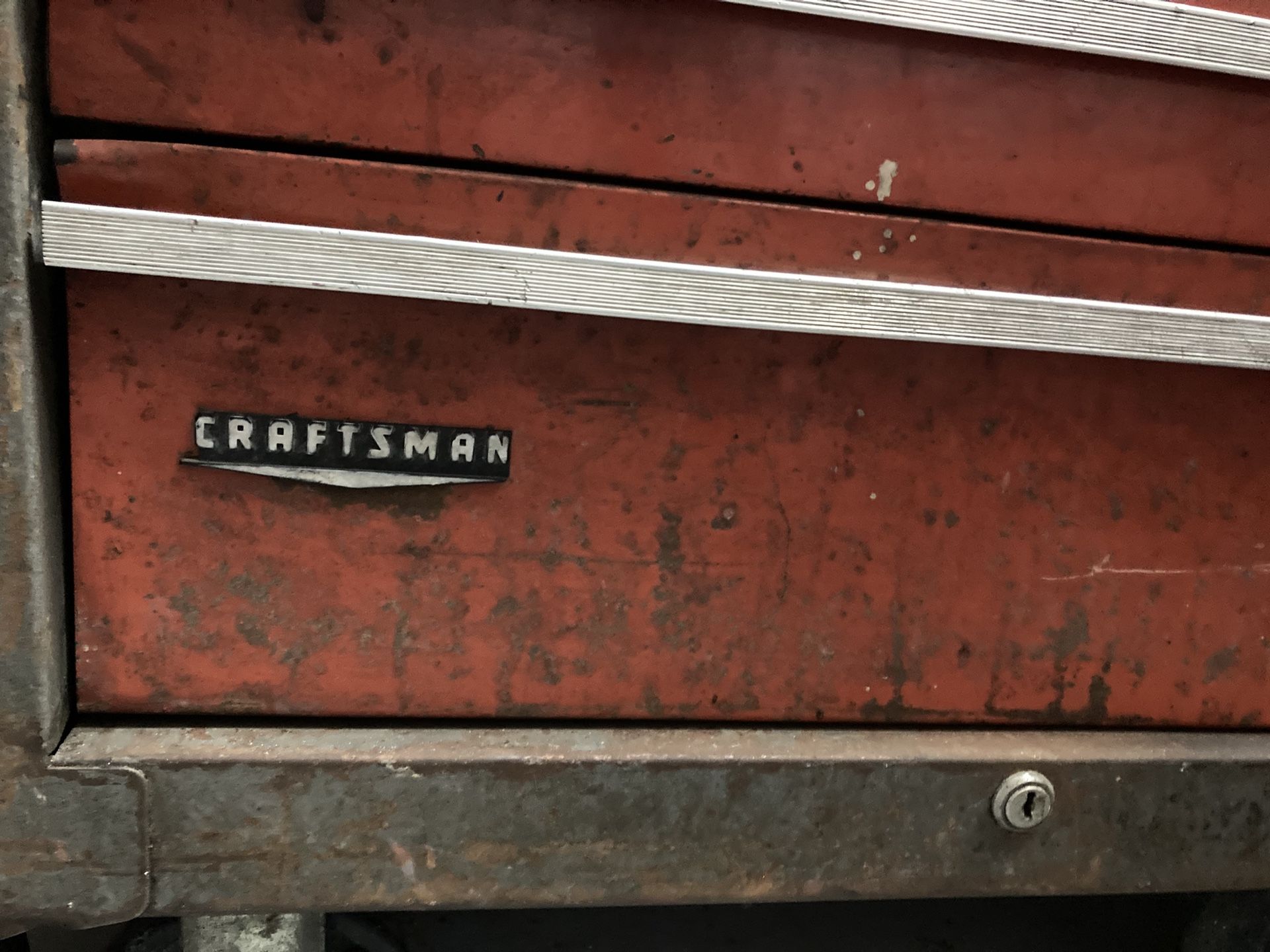 Craftsman Upper And Lower Tool Box (Roll Away) 