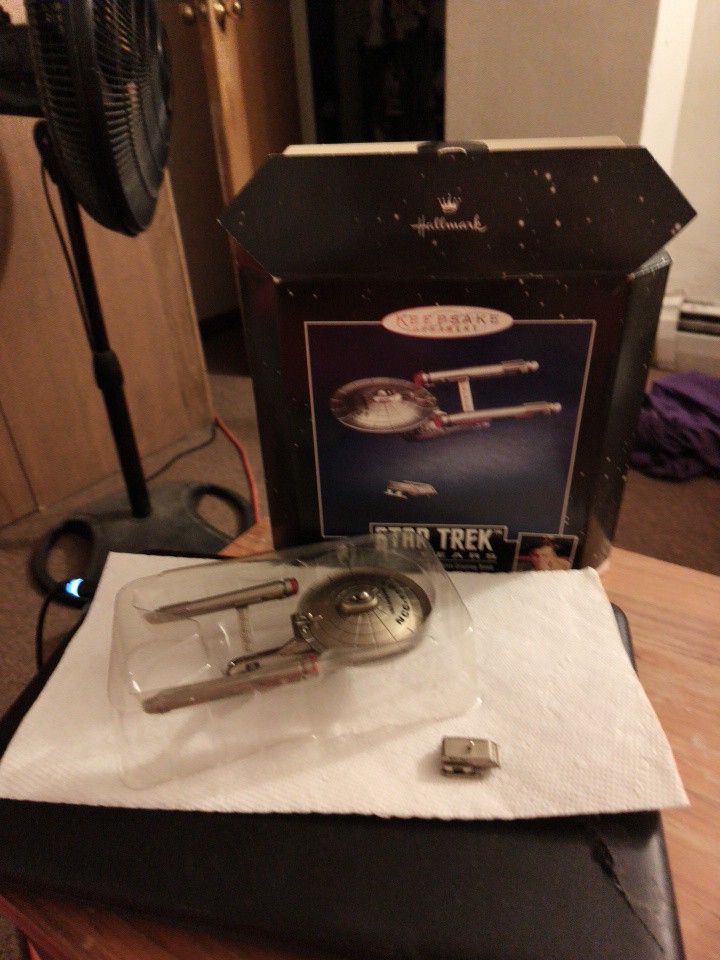 PEWTER ENTERPRISE AND SHUTTLE CRAFT STAR TREK