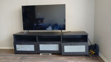 Samsung CU 7000D 50 Inches TV with TV stand