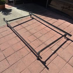 Twin/Full Adjustable Metal Bed Frame Good Condition
