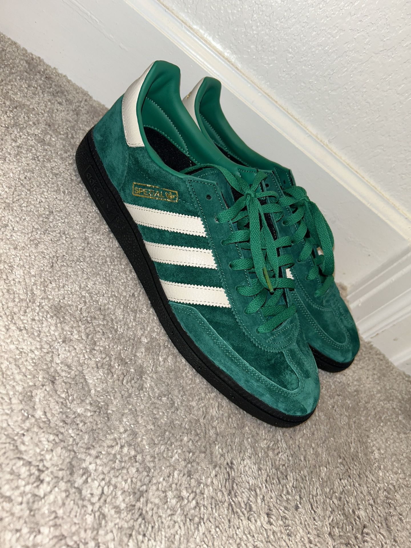 Adidas Sz for Sale in Houston, TX - OfferUp