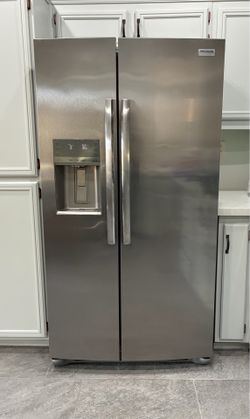 Counter depth stainless fridge