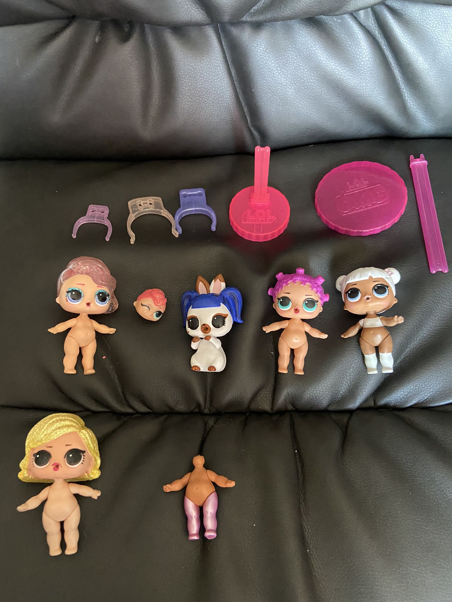 LOL Dolls And Stands 