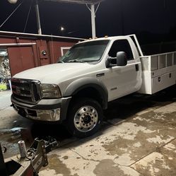 2005 Ford F-550