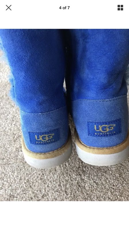 Ugg Australia Girls Boots - Size 4