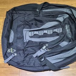 Trans  By Jansport Incline 36 Black Gray Backpack
