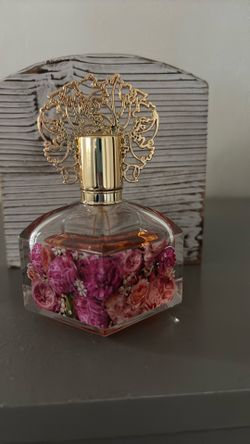 Floreale Vince Camuto