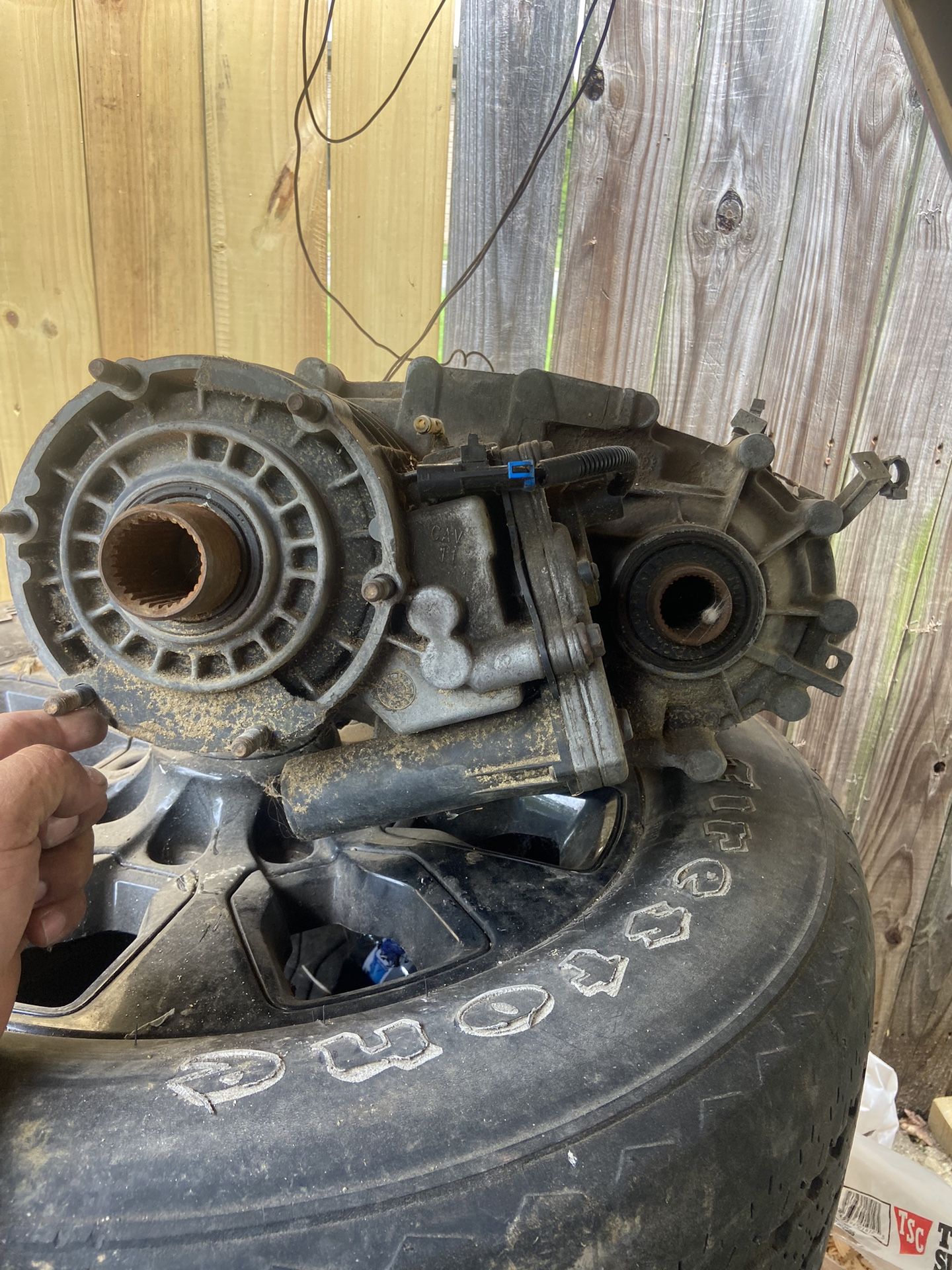 2006 Gmc Sierra Tranfercase Case