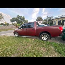 Selling This 2006 Nissan Truck