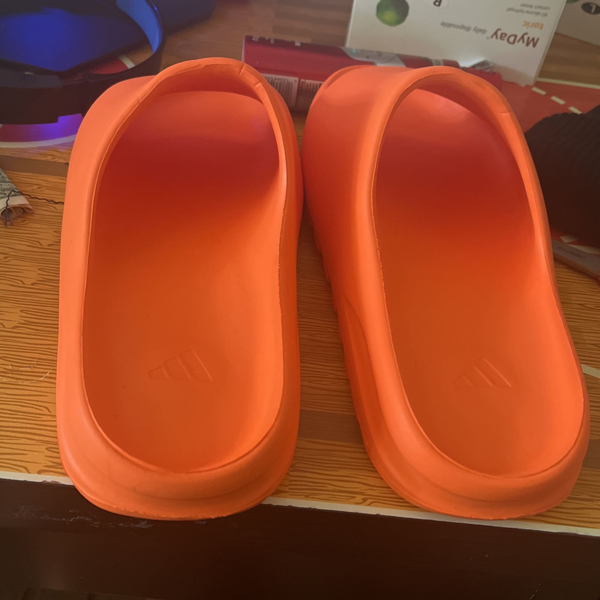 Yezzy Slide Orange