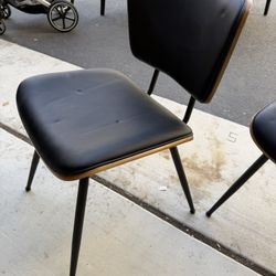 Two Dinning Chairs Very Good Condition 