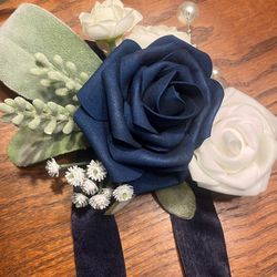 Corsages Navy Blue And White 
