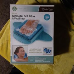 Bella Russo Cooling Gel Bath Pillow And Foot Brush