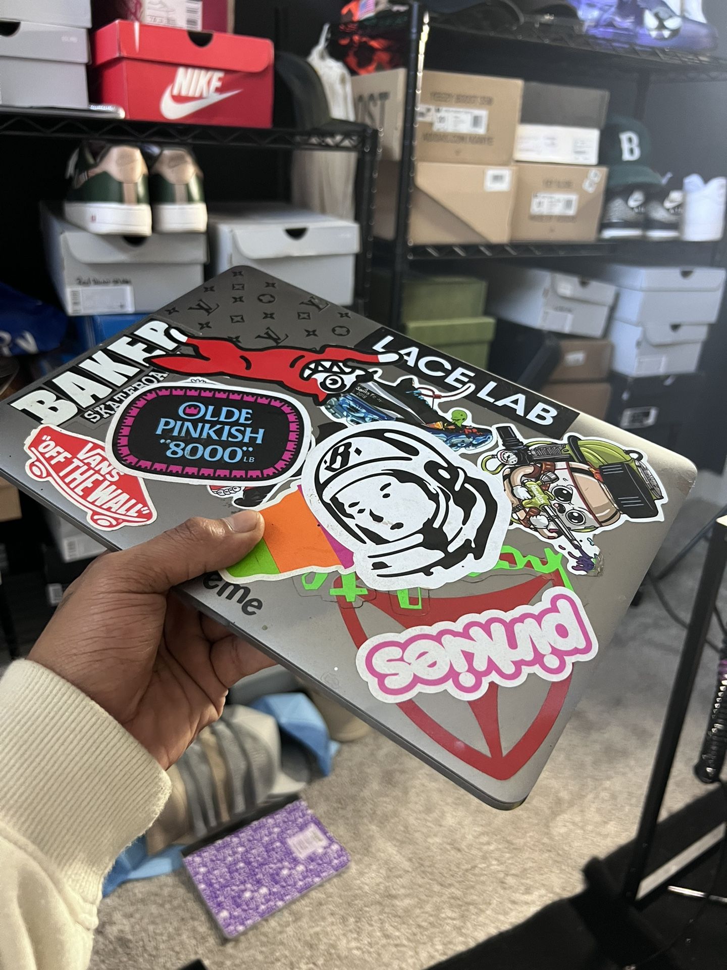 Apple Mac Book Pro 600$ Obo