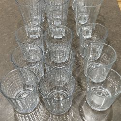18 Set Thick Glassware 