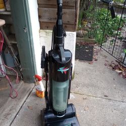 Bissell Phantom Fury Vacuum And Attachments