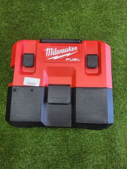 Milwaukee FUEL Wet/Dry Vacuum 1.6Gal