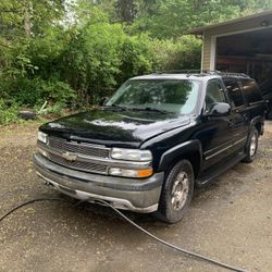 2006 Suburban For Parts