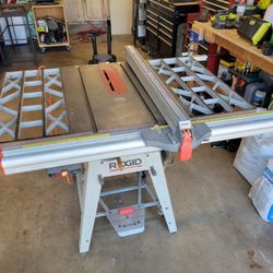 Rigid Contractor Job site Table Saw