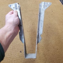 Simpson 2x10 Top Flange Hanger (33-count)