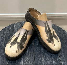 Rare Icon Los Angeles Hand Painted Clogs