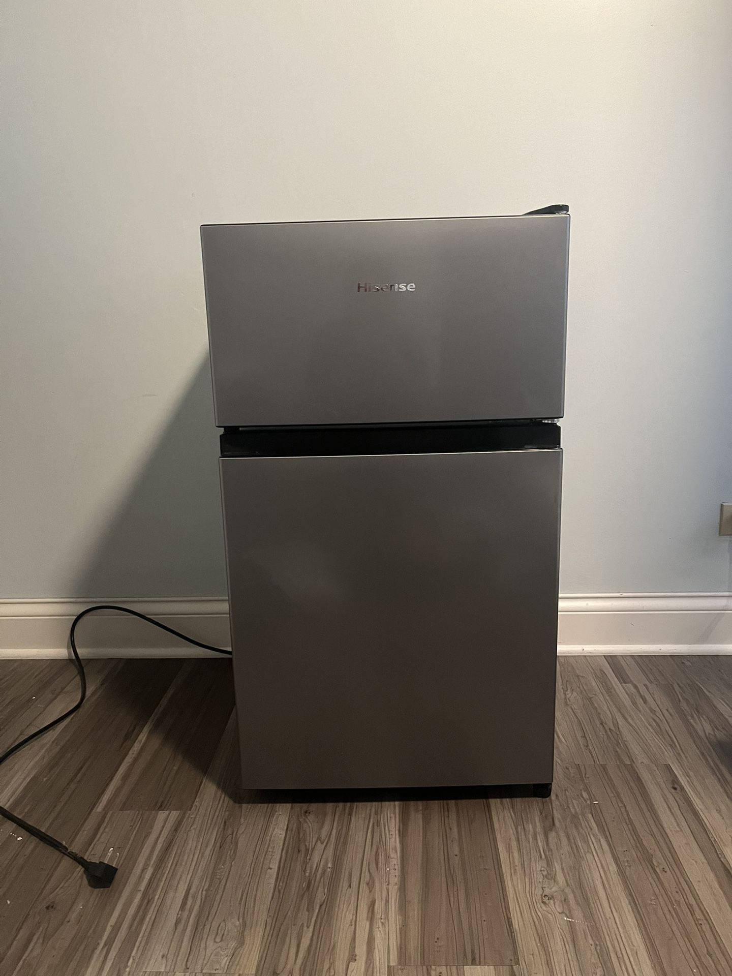 Mini Fridge With Freezer