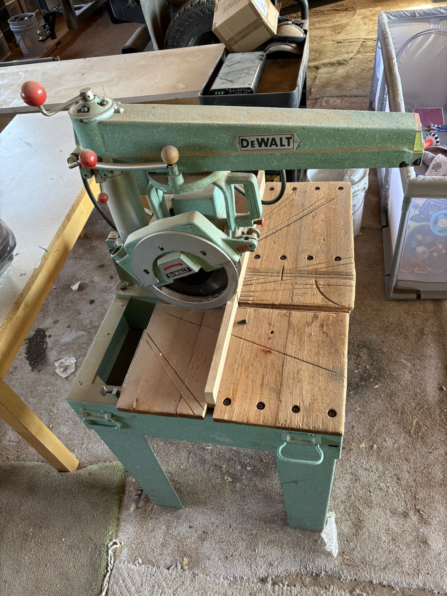 Dewalt Radial Arm Saw