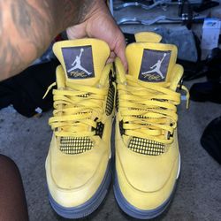 Air Jordan 4 Retro Lightings