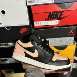 Jordan 1 Low Crimson Tint size 9 USED But Clean