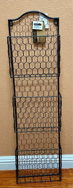 3-Tier Wire Wall Mounted Mail organizer 3 Compartments