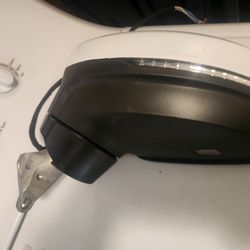 Brand New 2024 volkswagon Tiguan Driver Side Mirror 