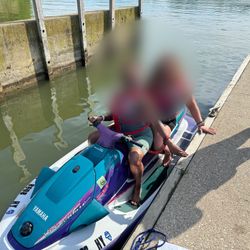 2 Yamaha Jet Skis + Trailer – XL760 & Wave Venture 1100 – Lake Ready