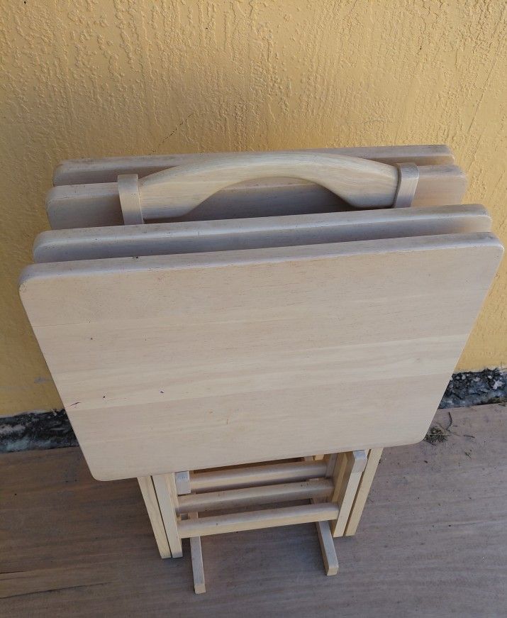 SIDE/SNACK TABLES ( 4)