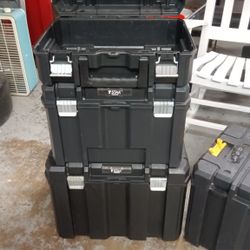 DEWALT ROLLING TOOL CHEST 3 STACKABLE CHESTS