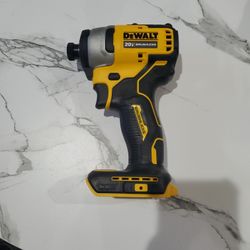 ATOMIC 20V MAX Cordless Brushless Compact 1/4 in. Impact Driver (Tool Only)